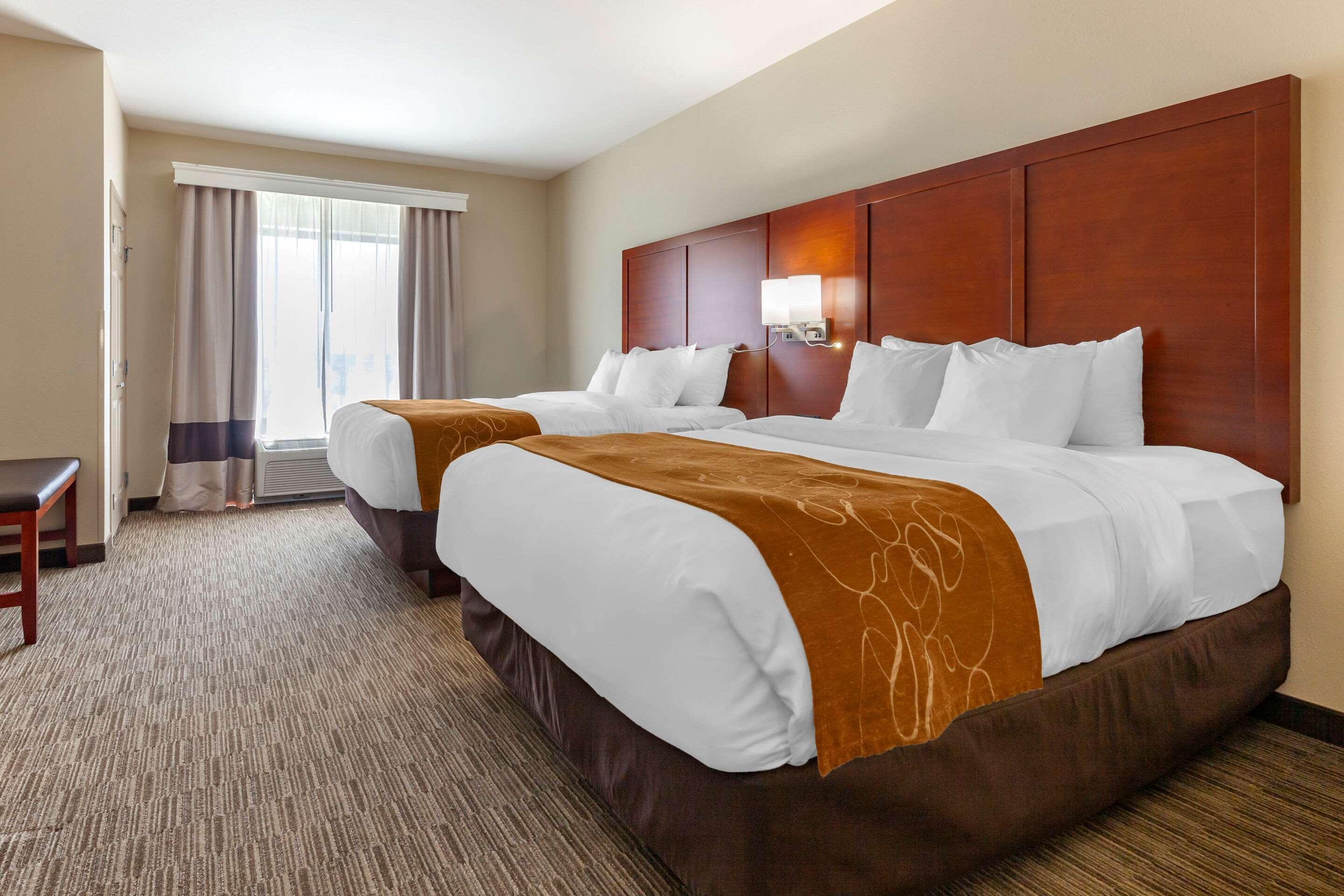 Comfort Suites Oshkosh Ngoại thất bức ảnh