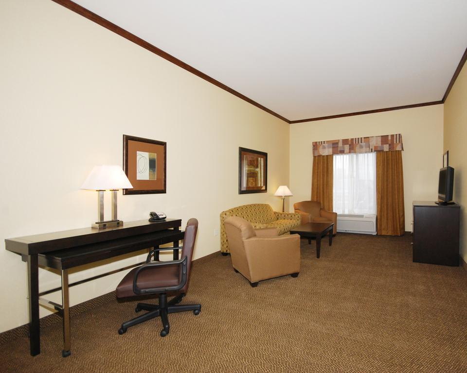 Comfort Suites Oshkosh Ngoại thất bức ảnh