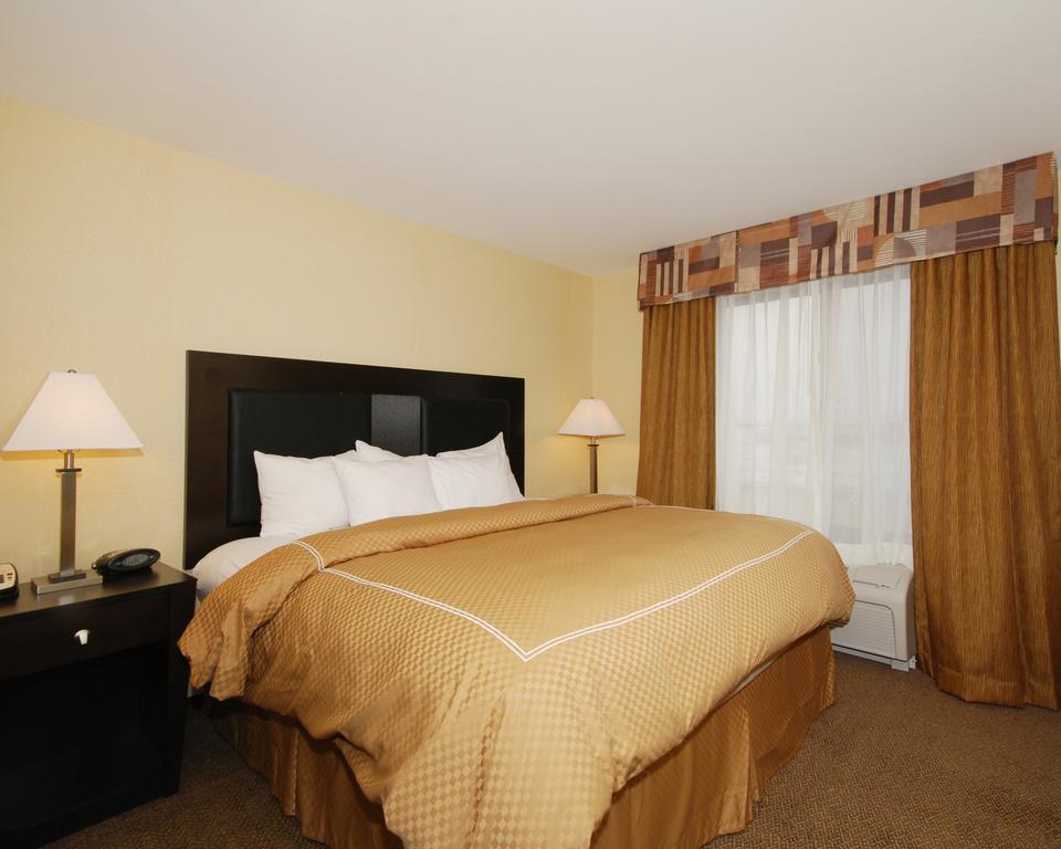 Comfort Suites Oshkosh Ngoại thất bức ảnh