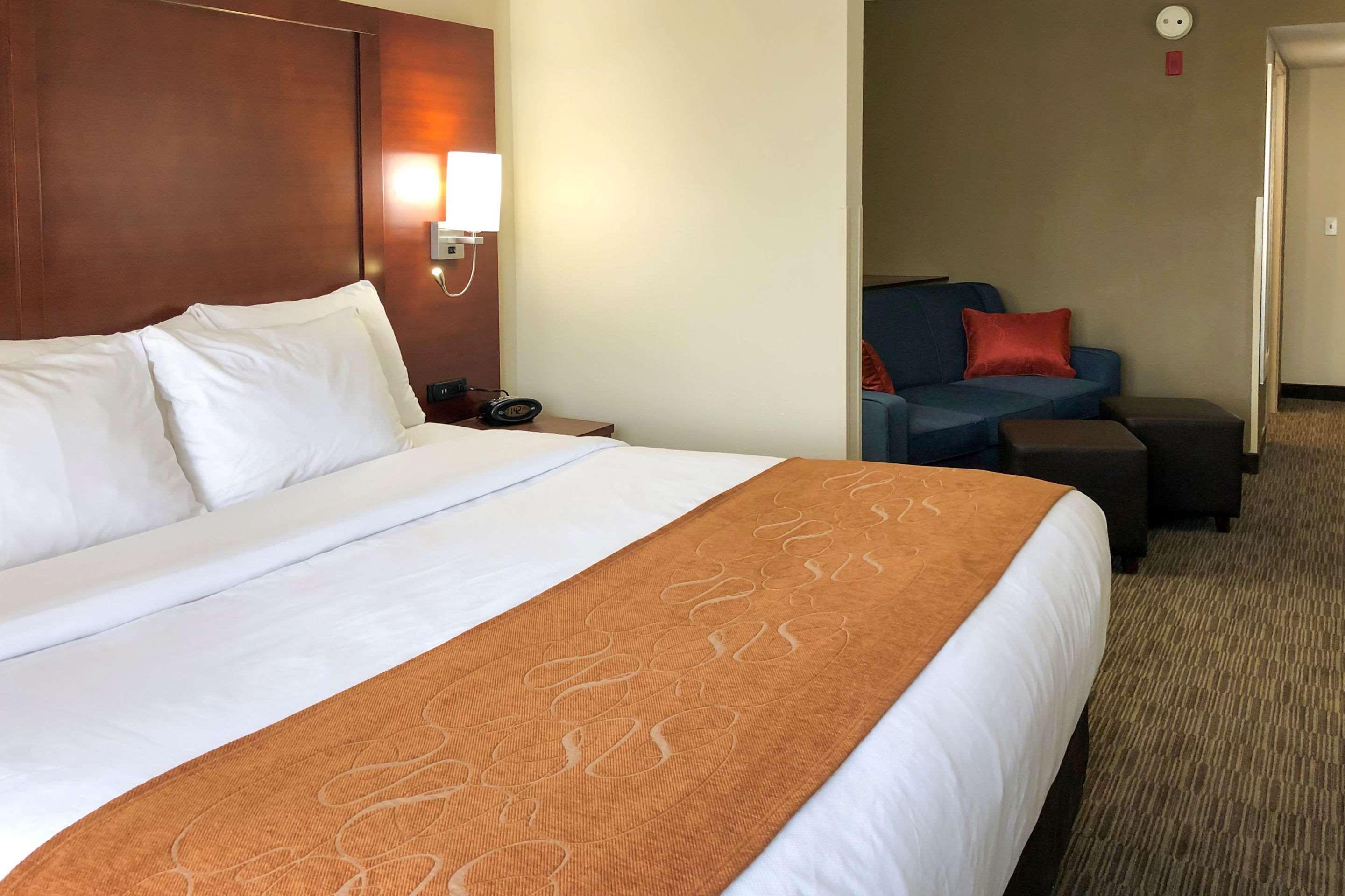 Comfort Suites Oshkosh Ngoại thất bức ảnh